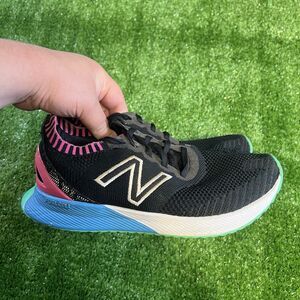 New Balance Women's FuelCell Echo Running Shoes Black/White-Pink WFCECSB Size 9